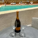 아파트 Amazing Complex Pool View & Relax